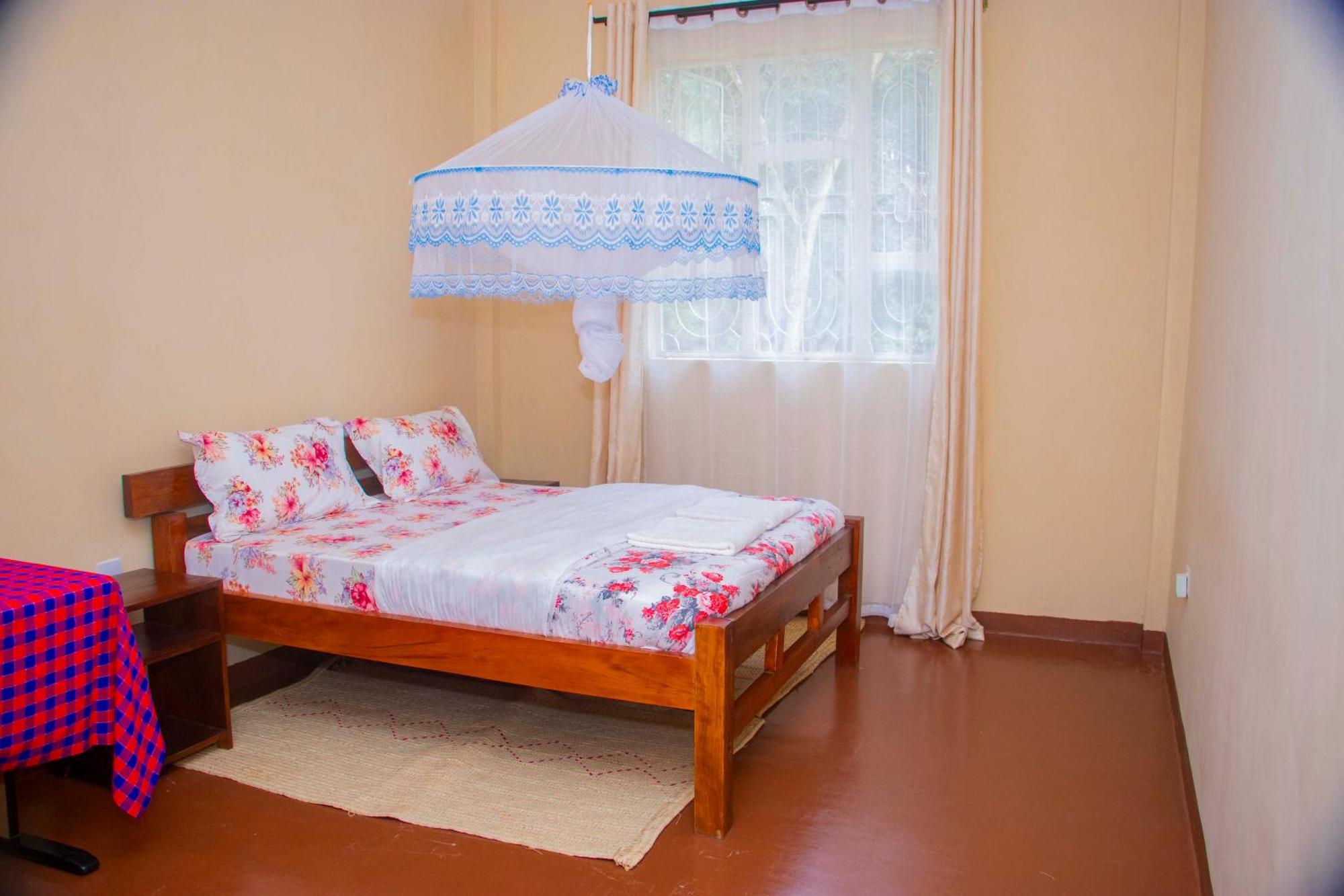 Shamba Hostel Usa River Ngoại thất bức ảnh